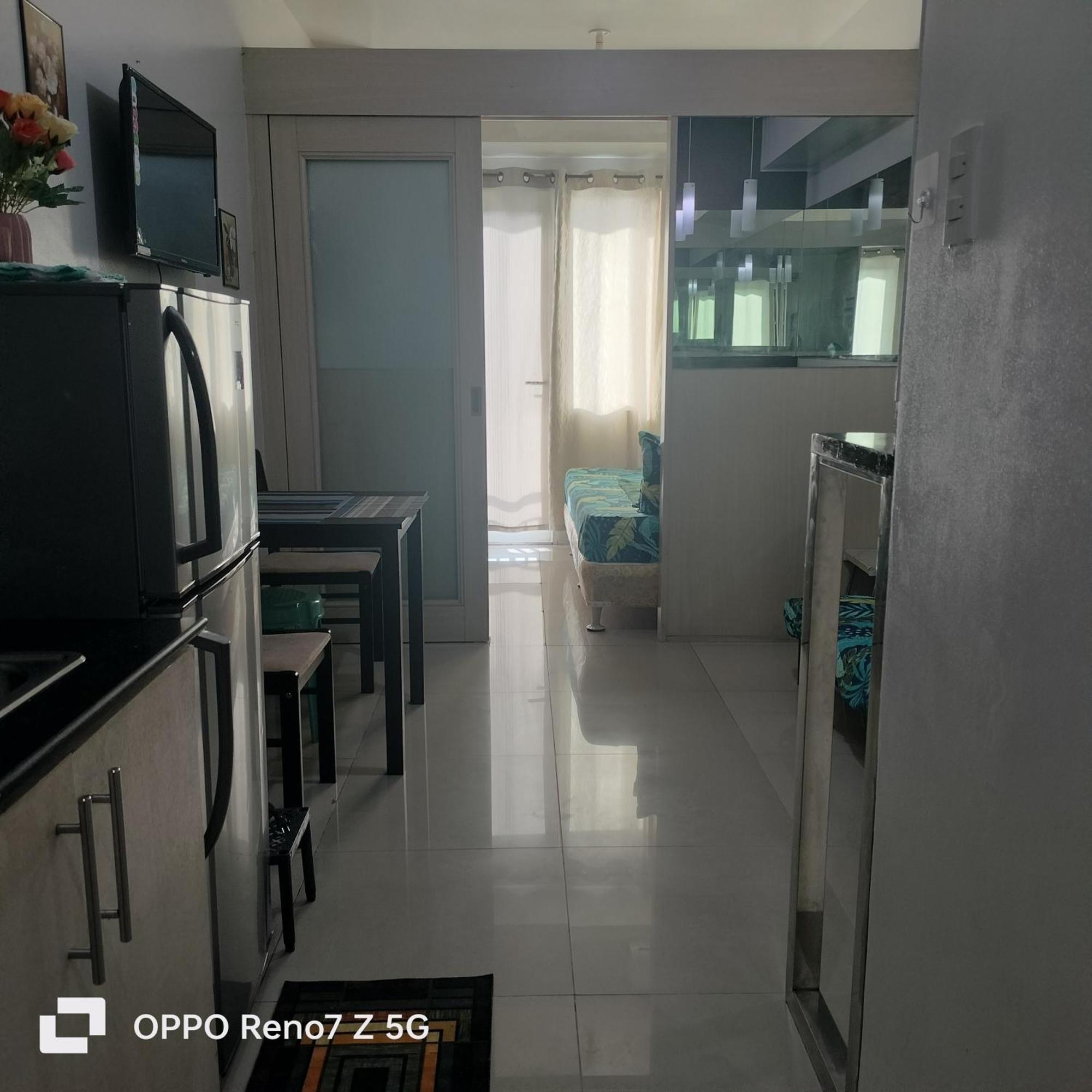 Glenda Place Aurum At Sea Residences Near Moa Pasay Exterior foto