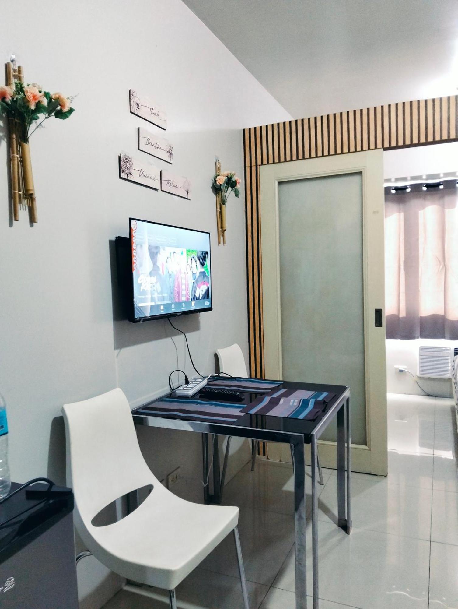Glenda Place Aurum At Sea Residences Near Moa Pasay Exterior foto